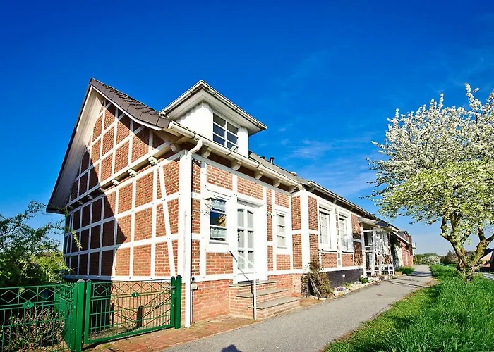 Deichkroenchen Altes Land Hamburg * Jork